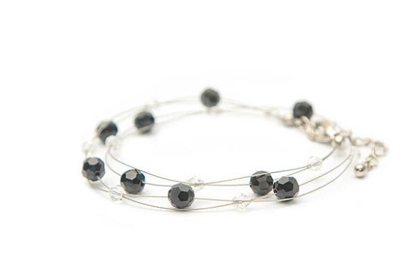 Bracelet with black gems (jet)